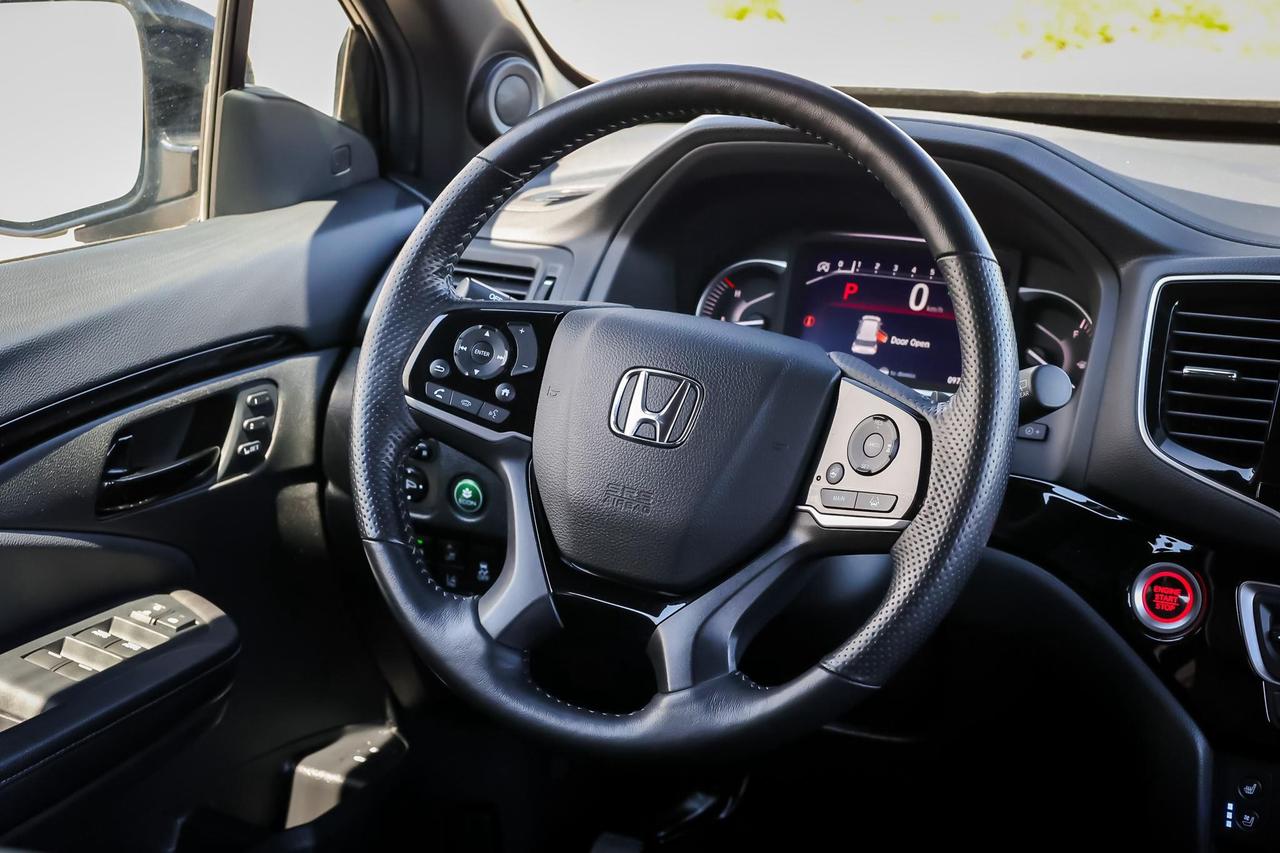 2022 Honda Passport Touring 4dr All-Wheel Drive Photo