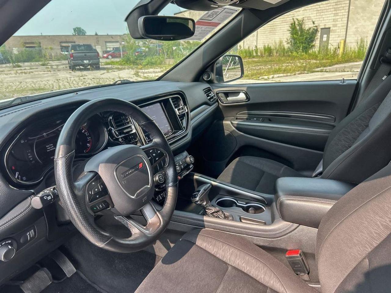 2024 Dodge Durango SXT | Clean CarFax | Ontario Vehicle | Two Sets of Michelin Tires | 7 Passenger | Very Clean | Photo