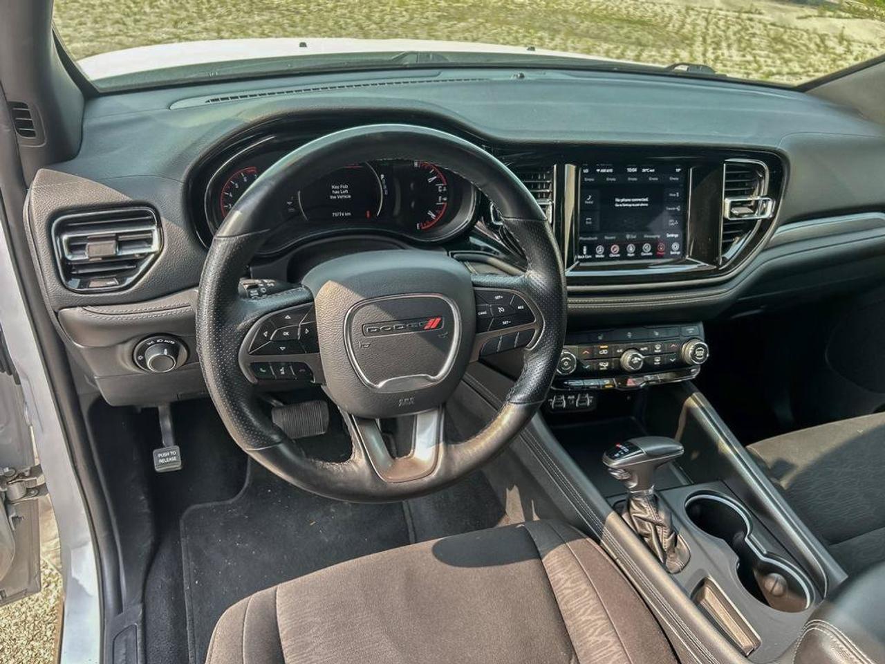 2024 Dodge Durango SXT | Clean CarFax | Ontario Vehicle | Two Sets of Michelin Tires | 7 Passenger | Very Clean | Photo