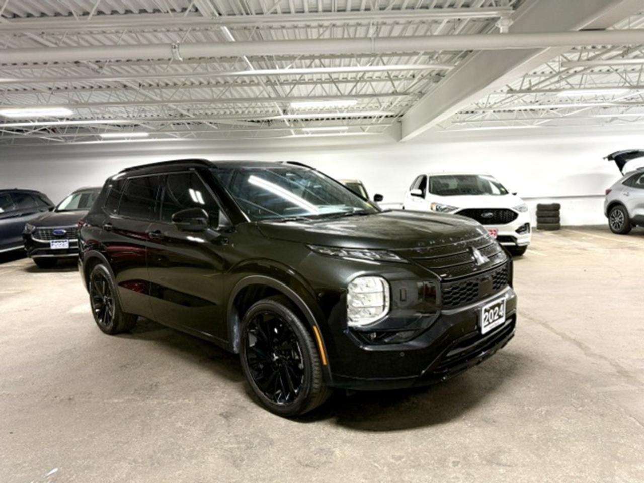 2024 Mitsubishi Outlander GT NOIR 4dr S-AWC Photo
