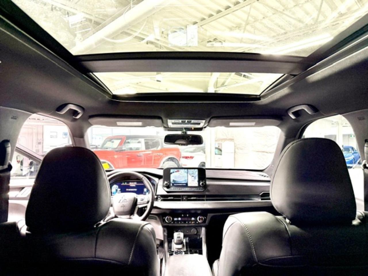 2024 Mitsubishi Outlander GT NOIR 4dr S-AWC Photo