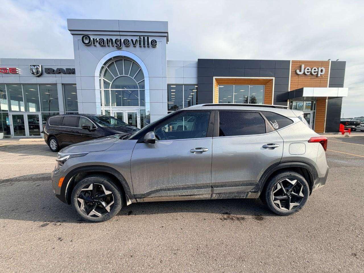 2024 Kia Seltos EX PREMIUM, 2.0L 4-CYL, AWD, ALLOYS, NAV, SUNROOF,  LEATHER, 1-OWNER, CERTIFIED PREOWNED! Photo