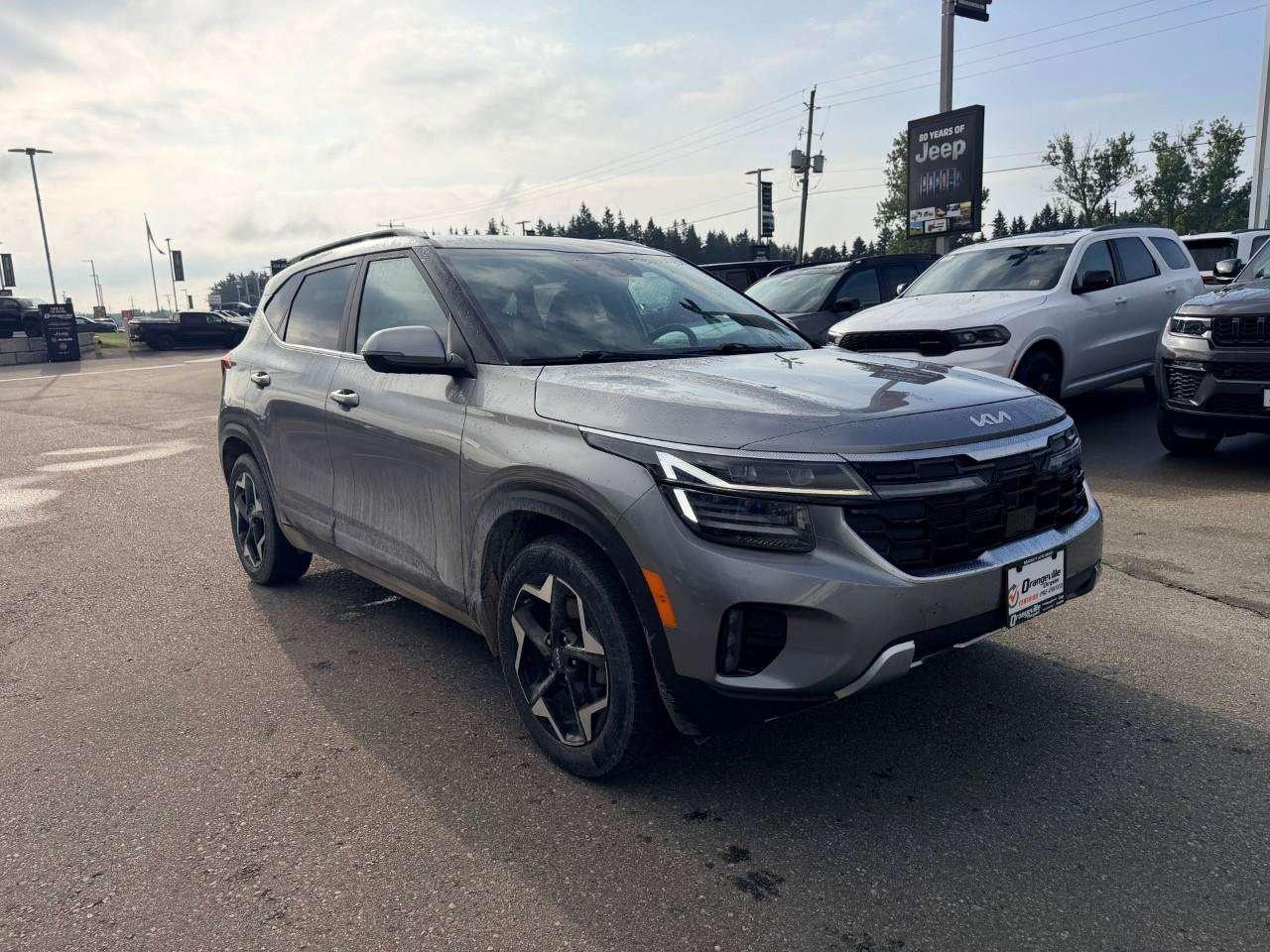 2024 Kia Seltos EX PREMIUM, 2.0L 4-CYL, AWD, ALLOYS, NAV, SUNROOF,  LEATHER, 1-OWNER, CERTIFIED PREOWNED! Photo