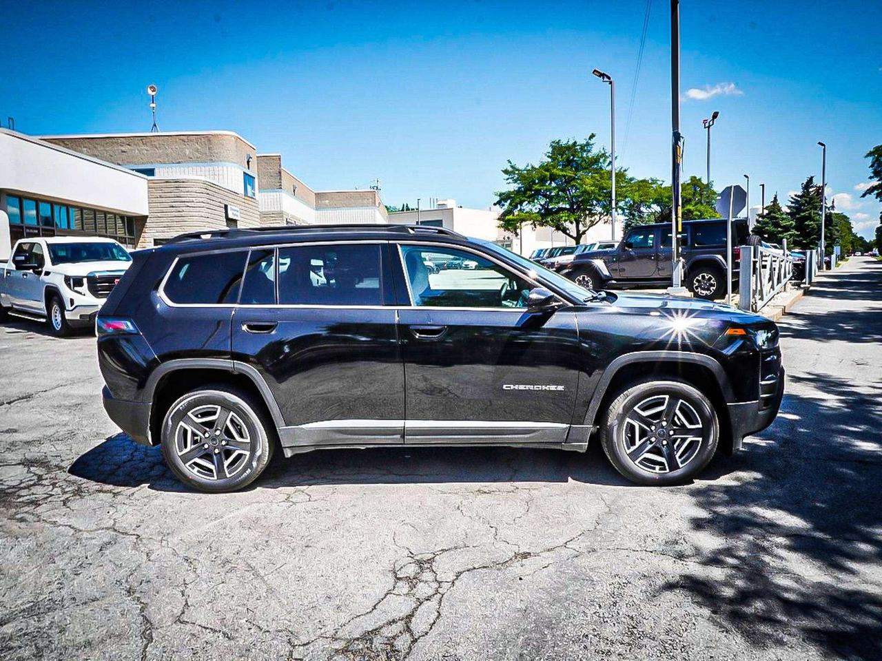 2026 Jeep Cherokee  Photo