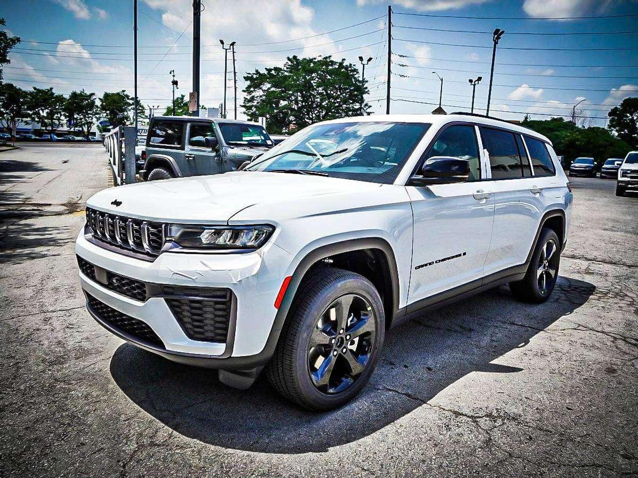 2026 Jeep Grand Cherokee  Photo