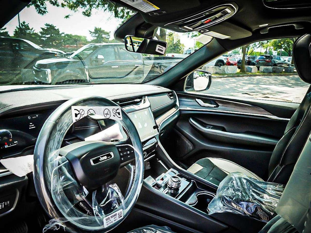 2026 Jeep Grand Cherokee  Photo