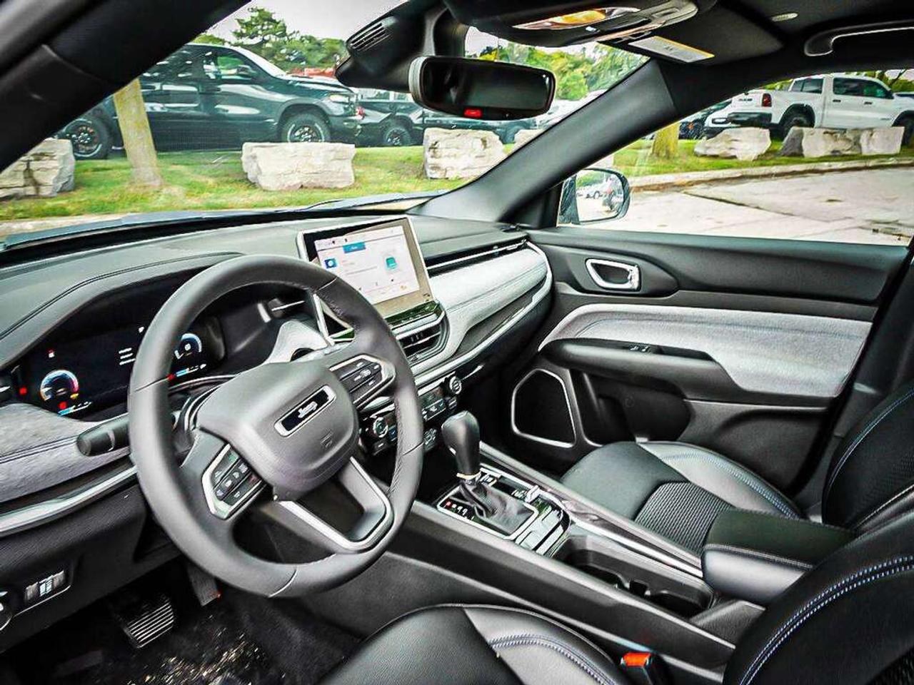 2025 Jeep Compass  Photo