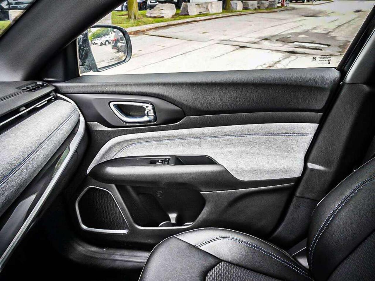 2025 Jeep Compass  Photo