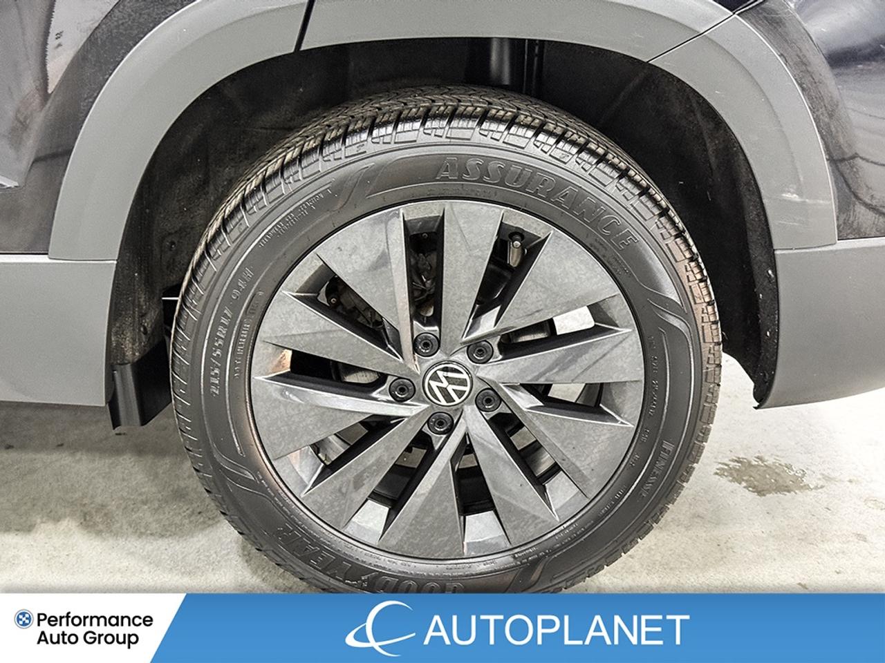 2024 Volkswagen Taos Comfortline, Back Up Cam, Apple CarPlay! Photo