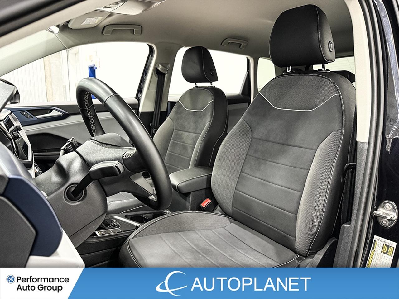2024 Volkswagen Taos Comfortline, Back Up Cam, Apple CarPlay! Photo