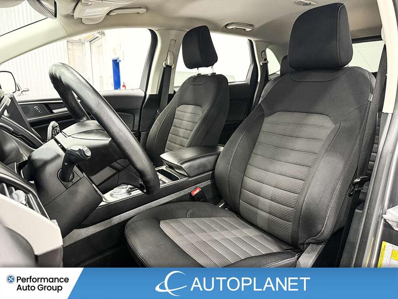 2024 Ford Edge SEL AWD, Back Up Cam, Android Auto, Heated Seats! Photo