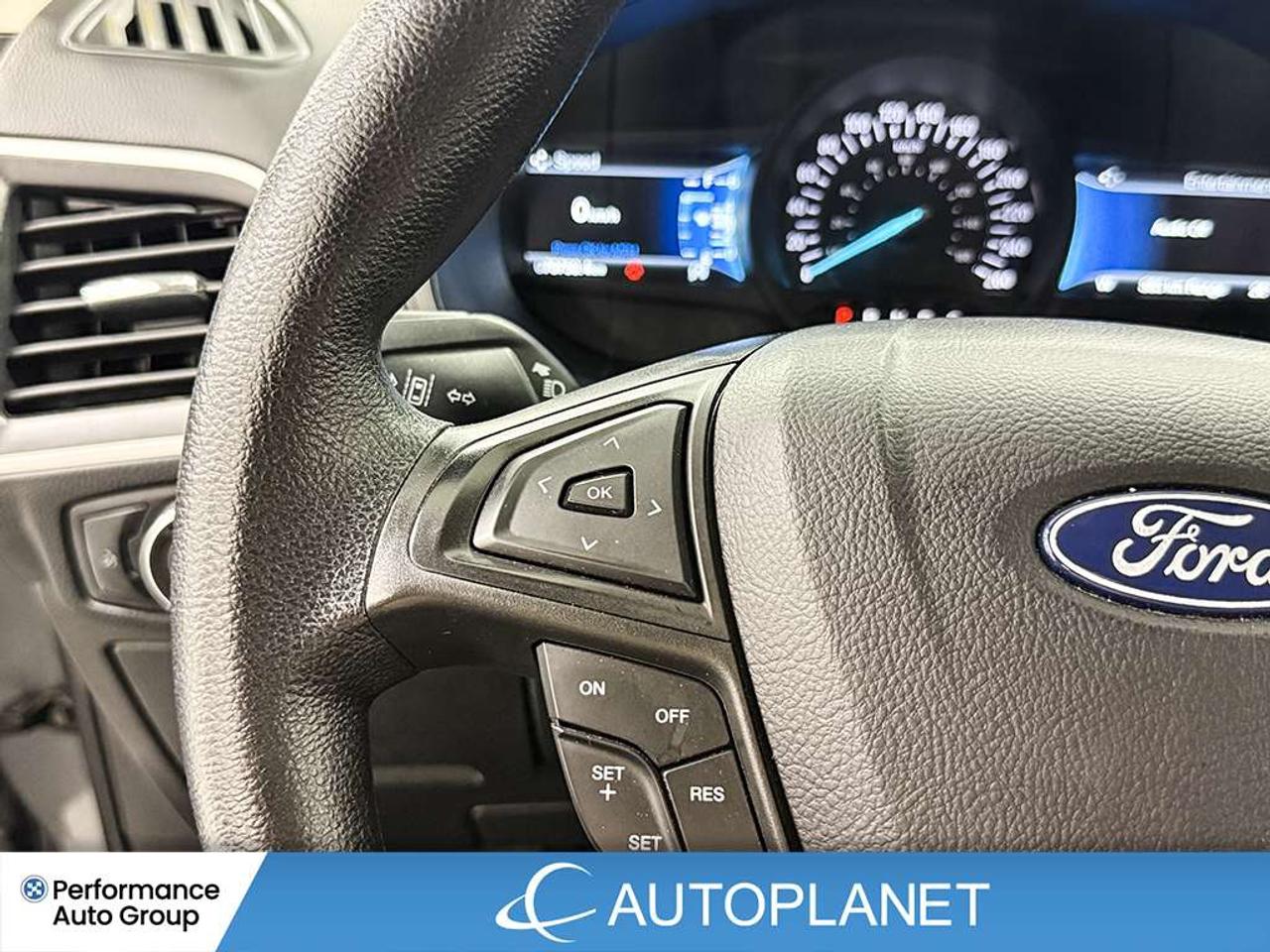 2024 Ford Edge SEL AWD, Back Up Cam, Android Auto, Heated Seats! Photo