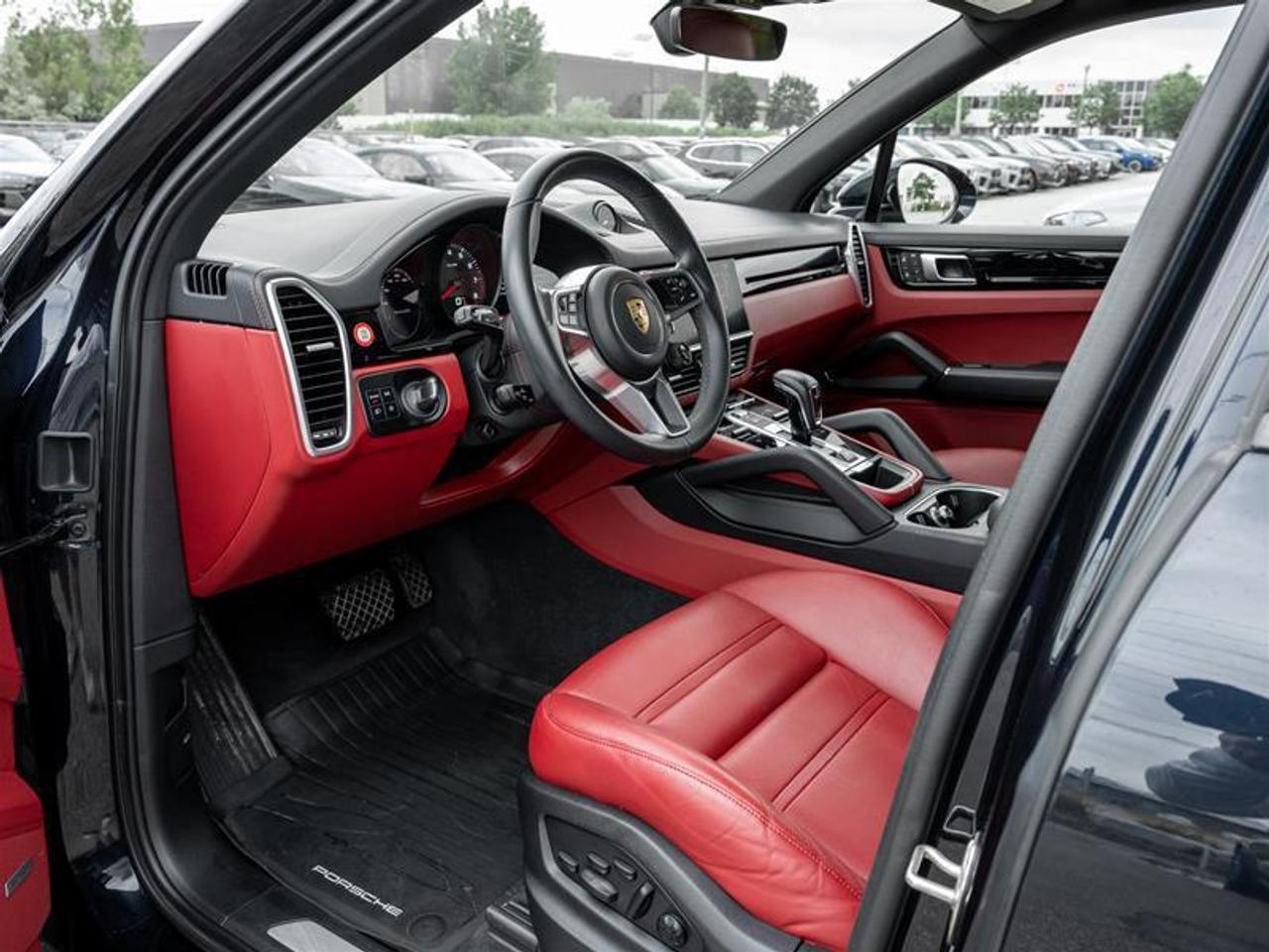 2023 Porsche Cayenne Base 4dr All-wheel Drive Photo