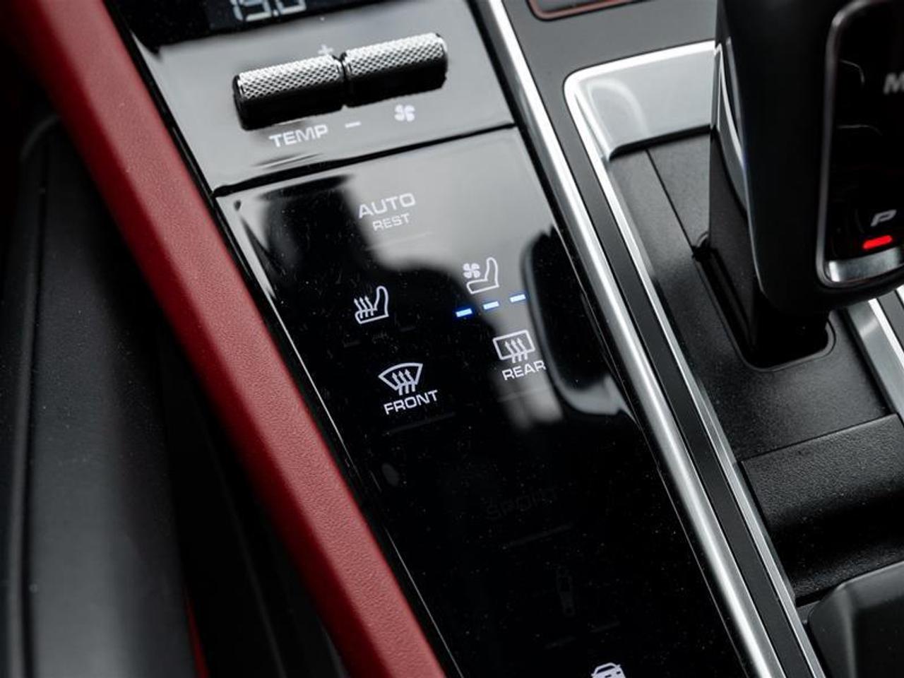 2023 Porsche Cayenne Base 4dr All-wheel Drive Photo