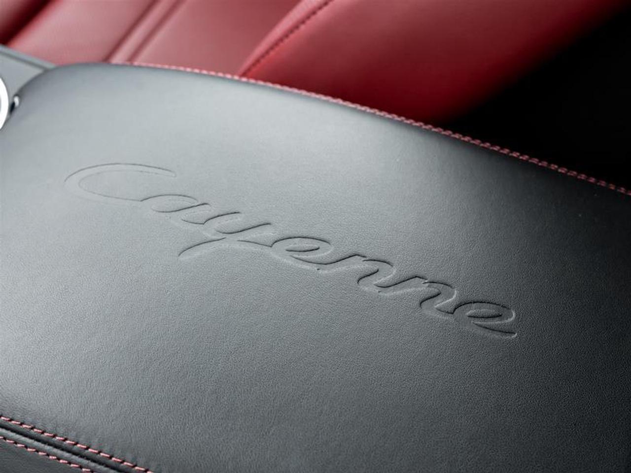 2023 Porsche Cayenne Base 4dr All-wheel Drive Photo
