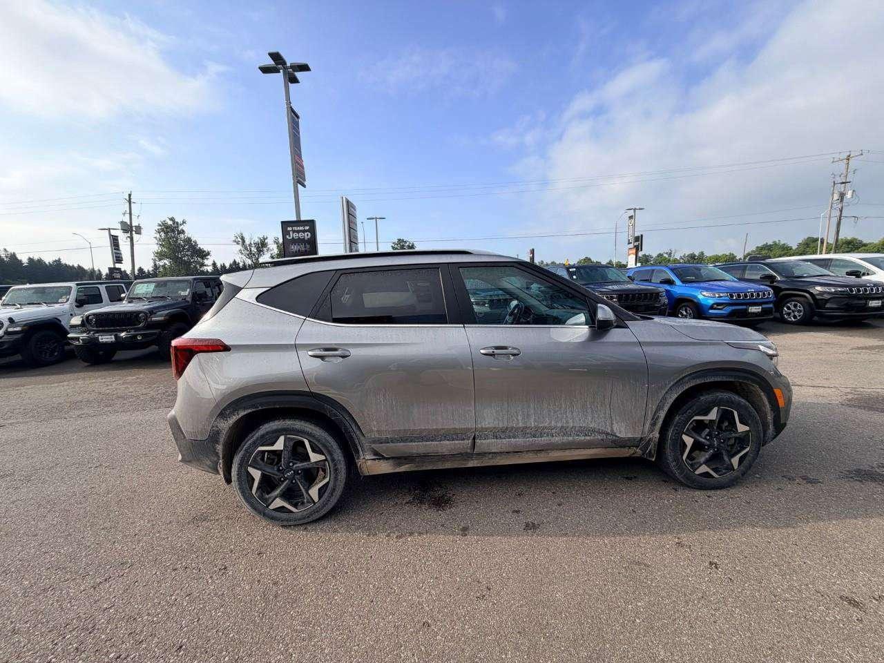 2024 Kia Seltos EX PREMIUM, 2.0L 4-CYL, AWD, ALLOYS, NAV, SUNROOF,  LEATHER, 1-OWNER, CERTIFIED PREOWNED! Photo
