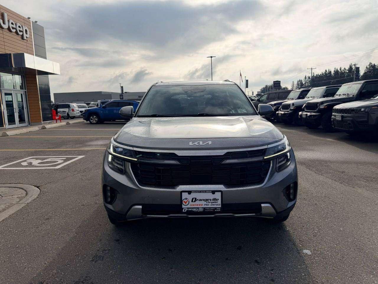 2024 Kia Seltos EX PREMIUM, 2.0L 4-CYL, AWD, ALLOYS, NAV, SUNROOF,  LEATHER, 1-OWNER, CERTIFIED PREOWNED! Photo