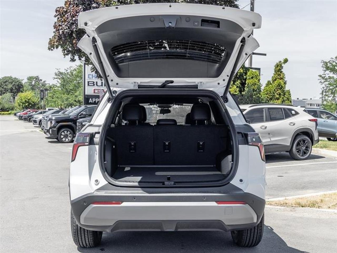 2027 Chevrolet Equinox LT 4dr All-Wheel Drive Photo