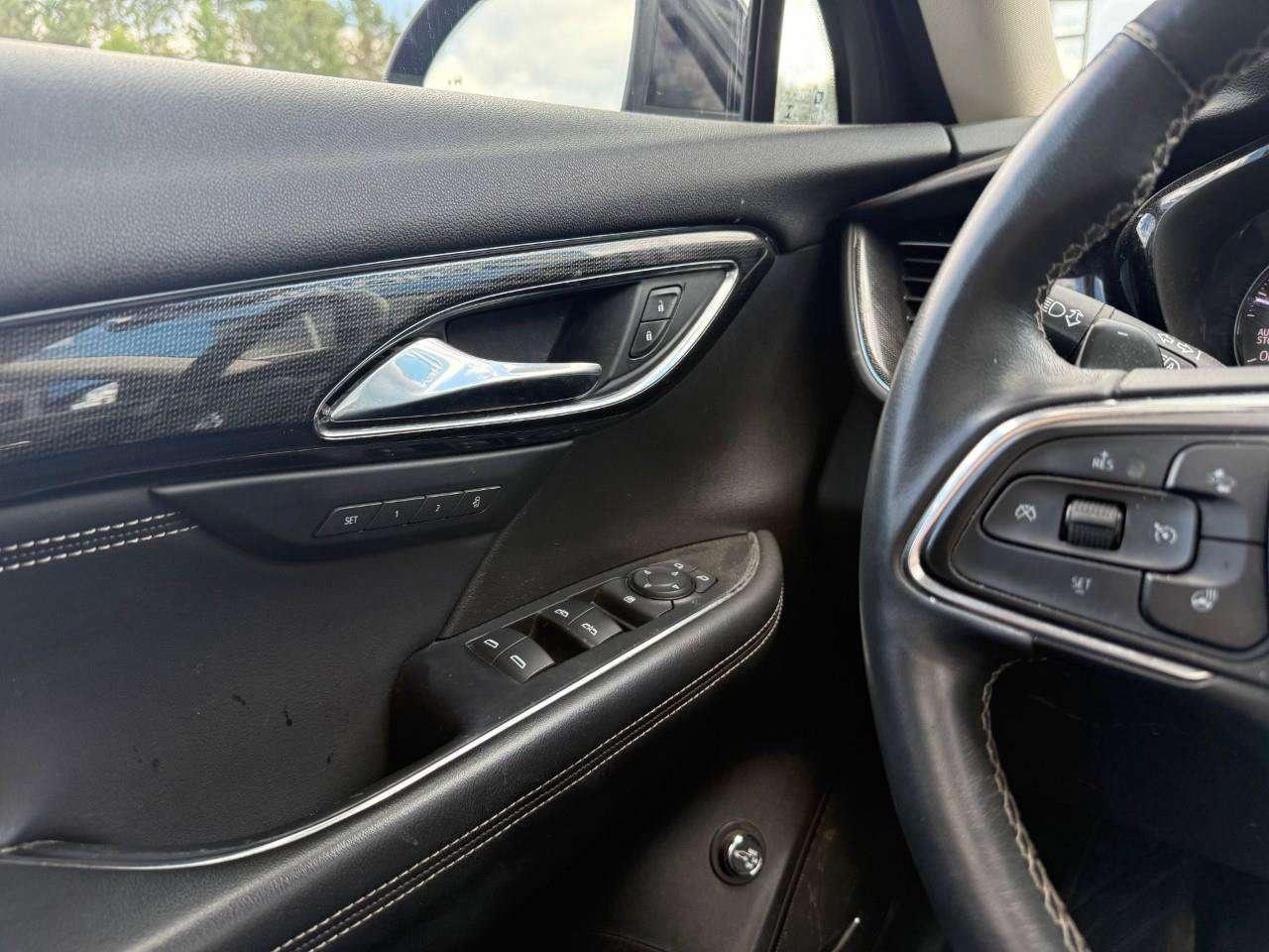 2023 Buick Envision BRAY ORGINAL. ALL WEATHER MATS. PANORAMIC MOONROOF. TECHNOLOGY PKG II. SPORT TOURING PKG. Photo