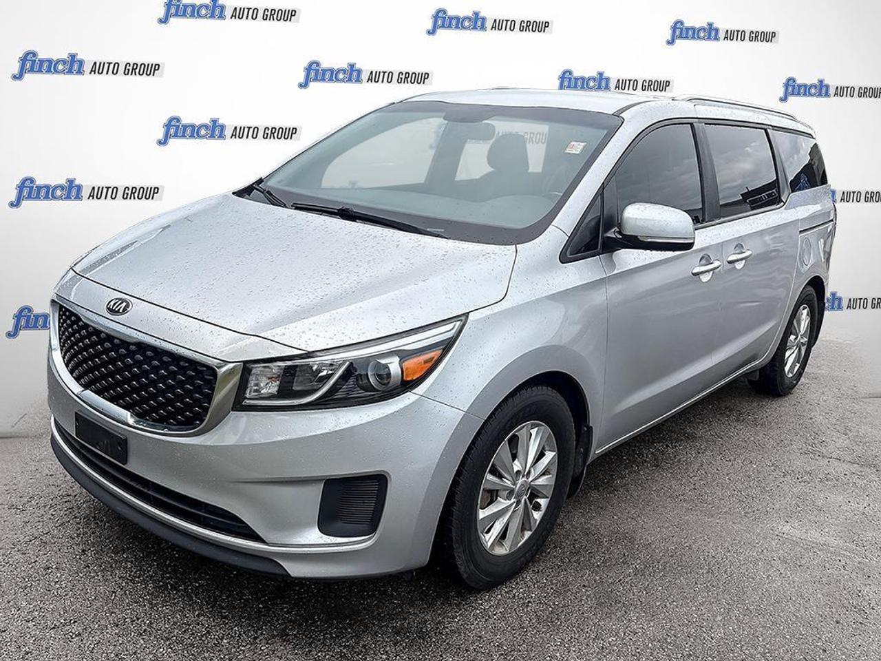 2017 Kia Sedona LX Passenger Van Photo0