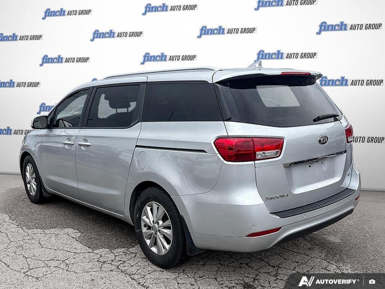 2017 Kia Sedona LX Passenger Van Photo