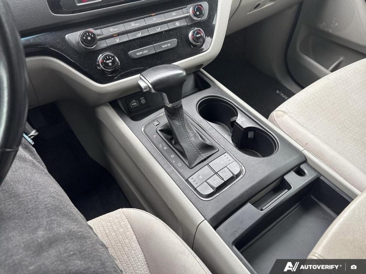 2017 Kia Sedona LX Passenger Van Photo