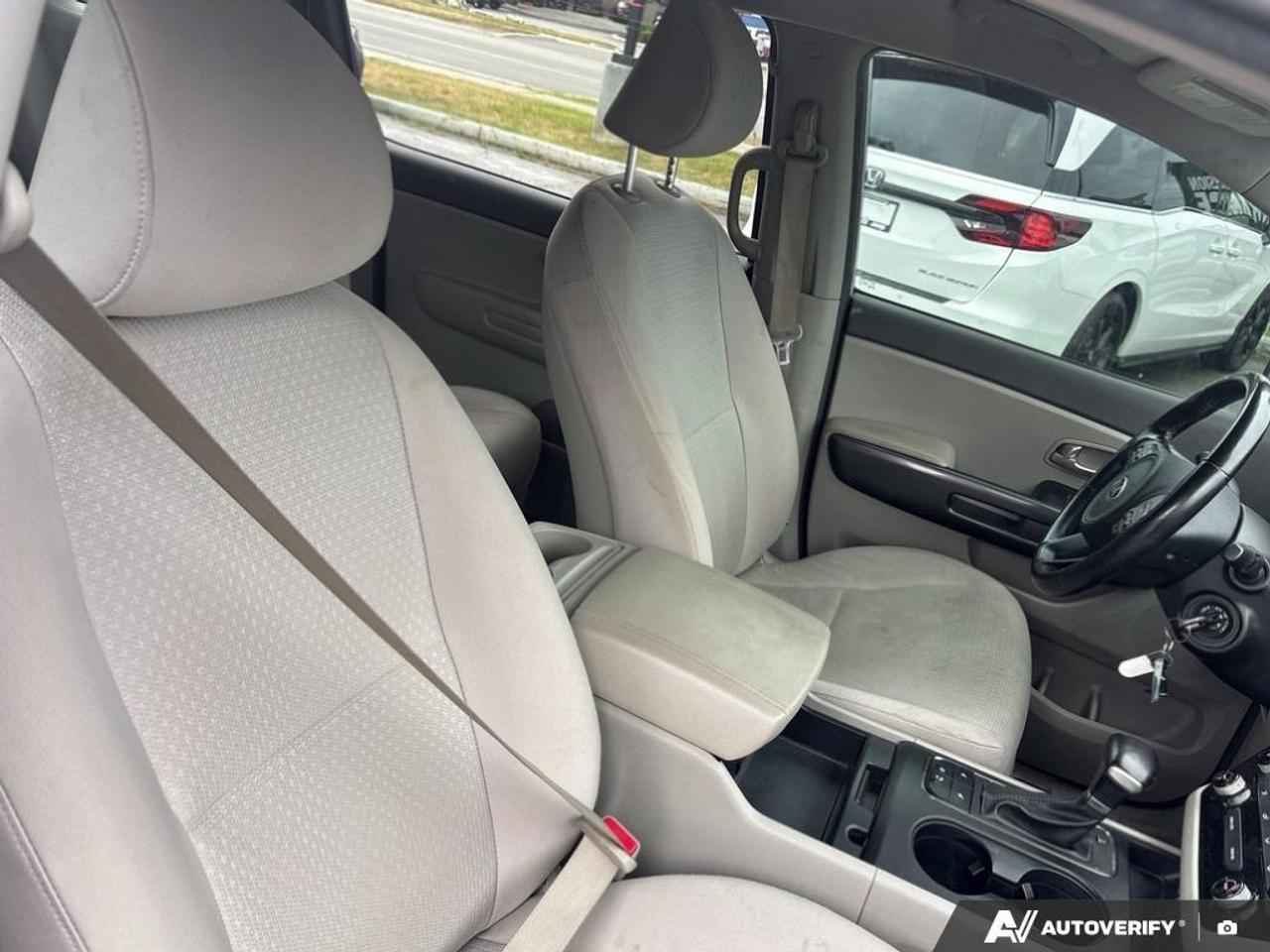 2017 Kia Sedona LX Passenger Van Photo
