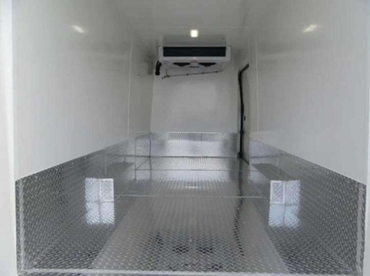2023 Ford Transit T-250 HIGH ROOF EXTRA LONG 148WB NEW REEFER SYSTEM Photo