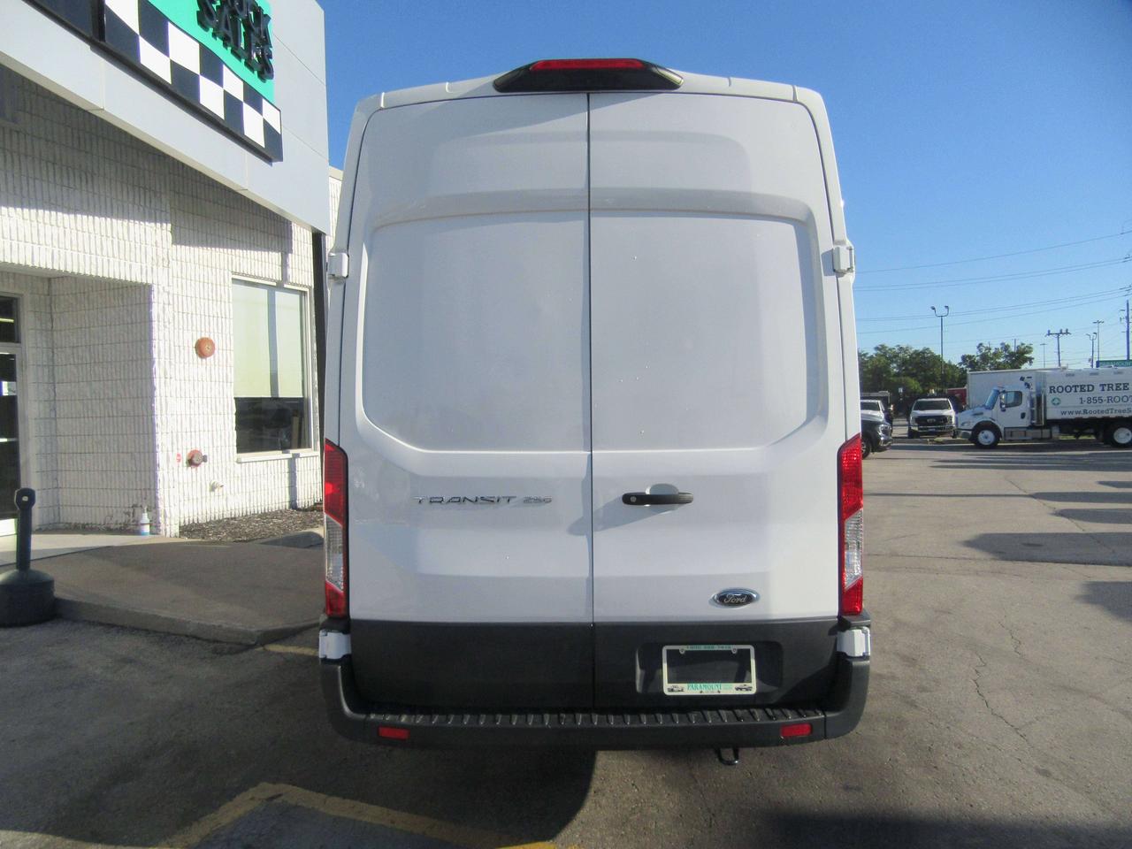 2022 Ford Transit T-250 HIGH ROOF EXTRA LONG 148 WB REEFER Photo