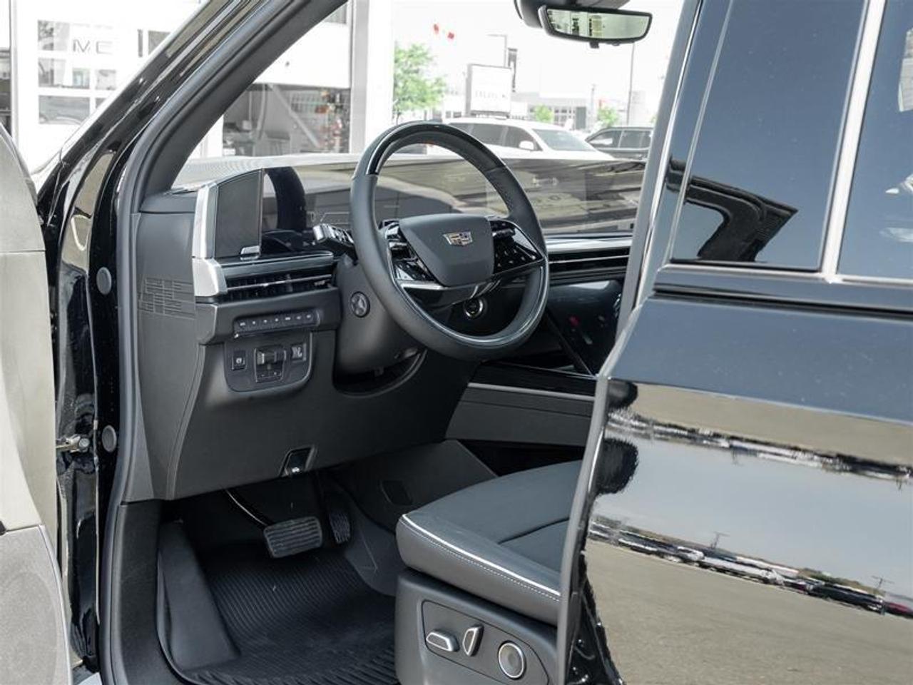 2026 Cadillac Escalade ESV Sport 4dr 4x4 Photo