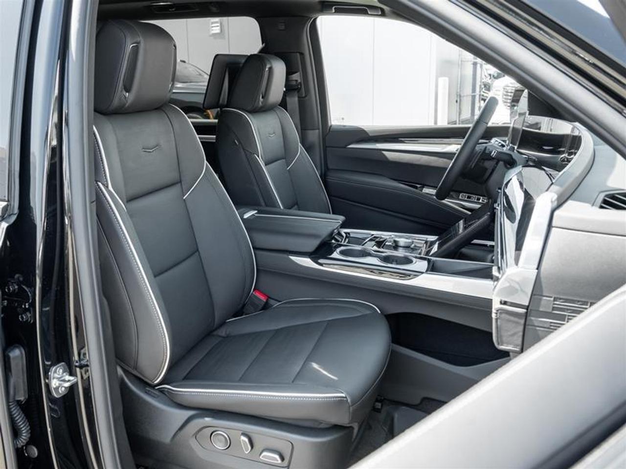 2026 Cadillac Escalade ESV Sport 4dr 4x4 Photo