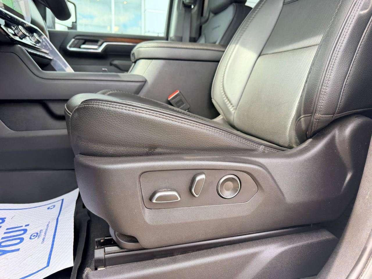 2024 GMC SIERRA 2500HD DENALI, 6.6L V8, 4X4, ALLOYS, LEATHER, BOSE, MACMASTER ORIGINAL, 1-OWNER, CERTIFIED PREOWNED! Photo
