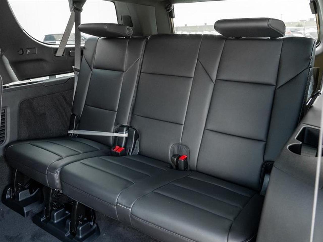 2026 Cadillac Escalade ESV Base 4dr 4x4 Photo