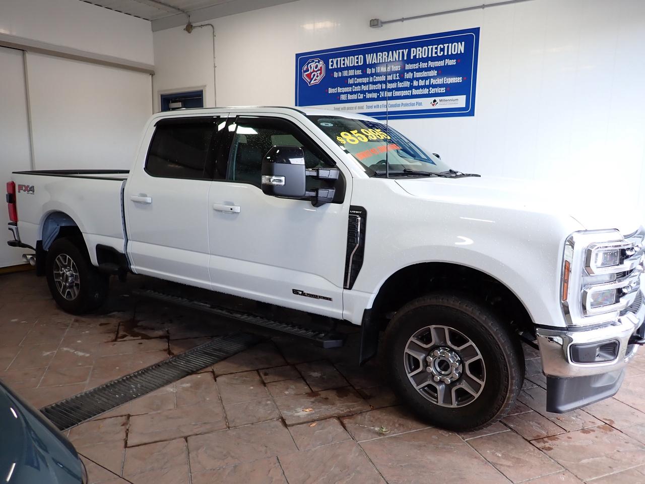 2025 Ford SUPER DUTY F-250 SRW LARIAT CREW CAB 4WD 6.5' BOX *DIESEL* Photo