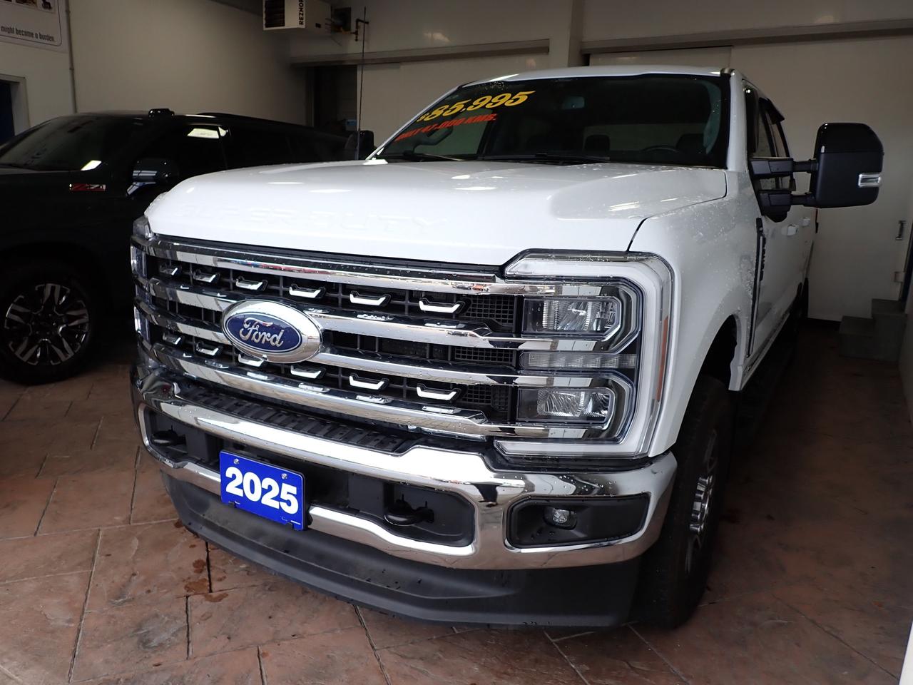 2025 Ford SUPER DUTY F-250 SRW LARIAT CREW CAB 4WD 6.5' BOX *DIESEL* Photo