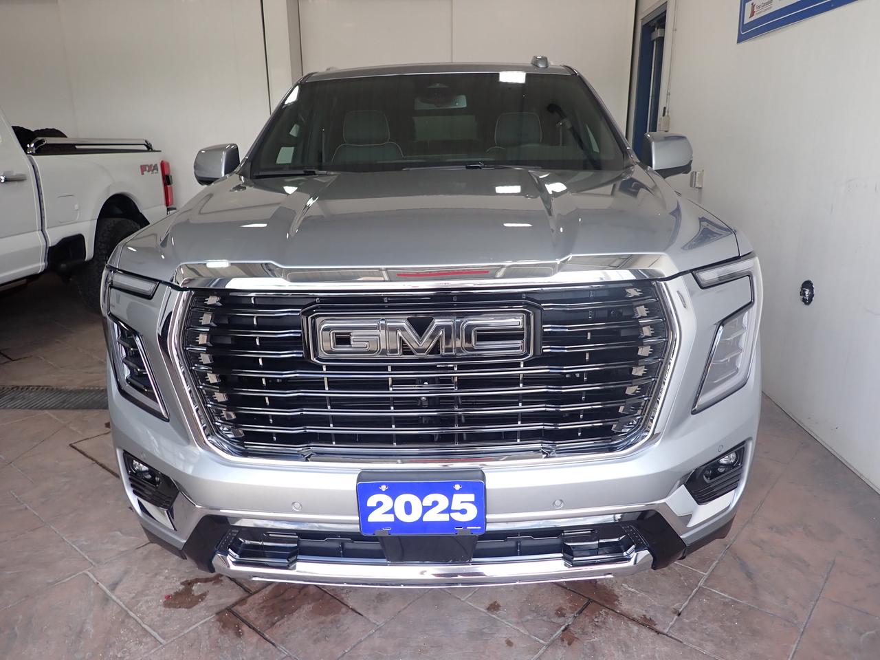 2025 GMC Yukon ELEVATION 4WD 4DR LEATHER 7 PASS Photo