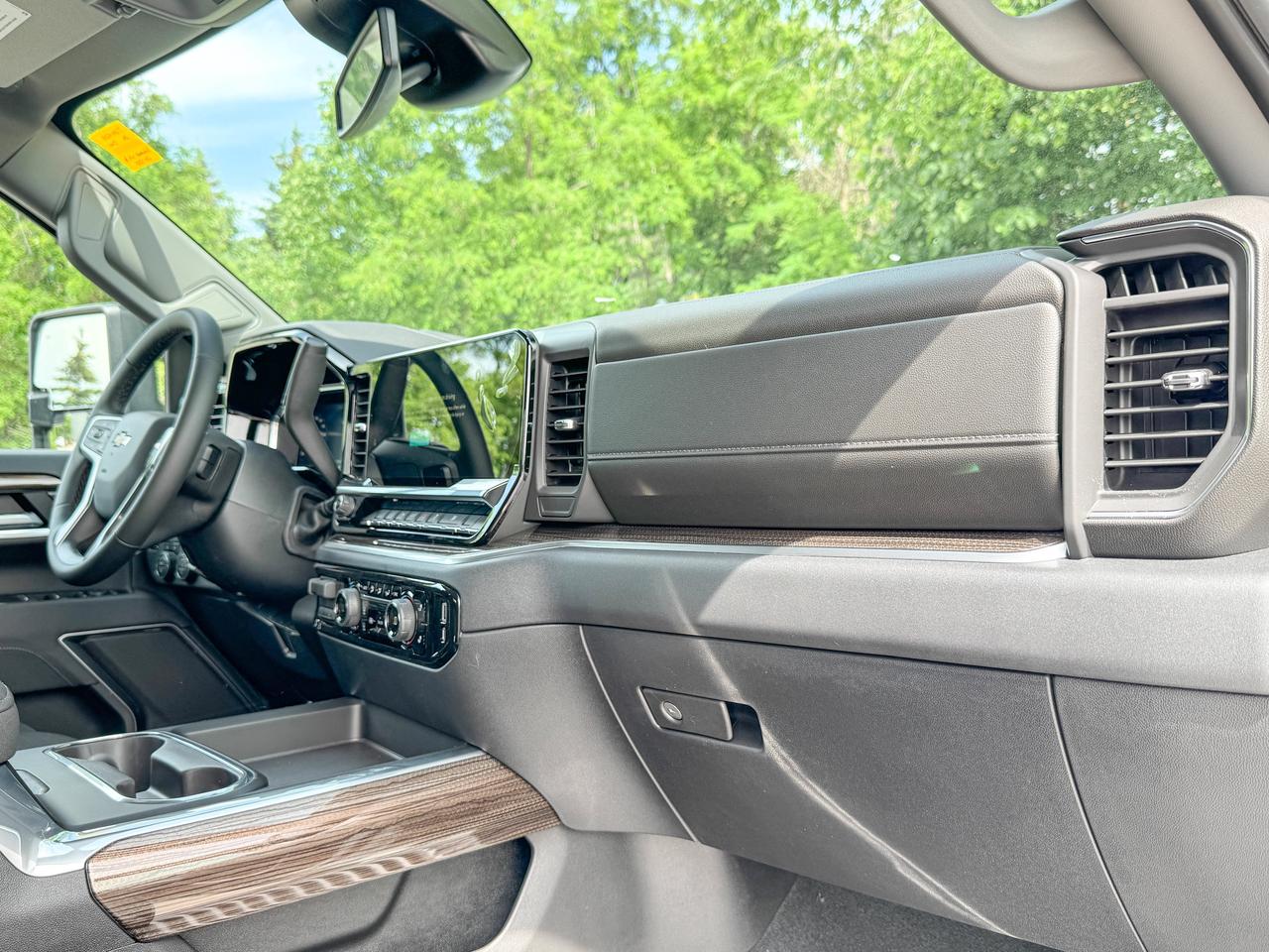 2026 Chevrolet SILVERADO 2500HD LT Photo