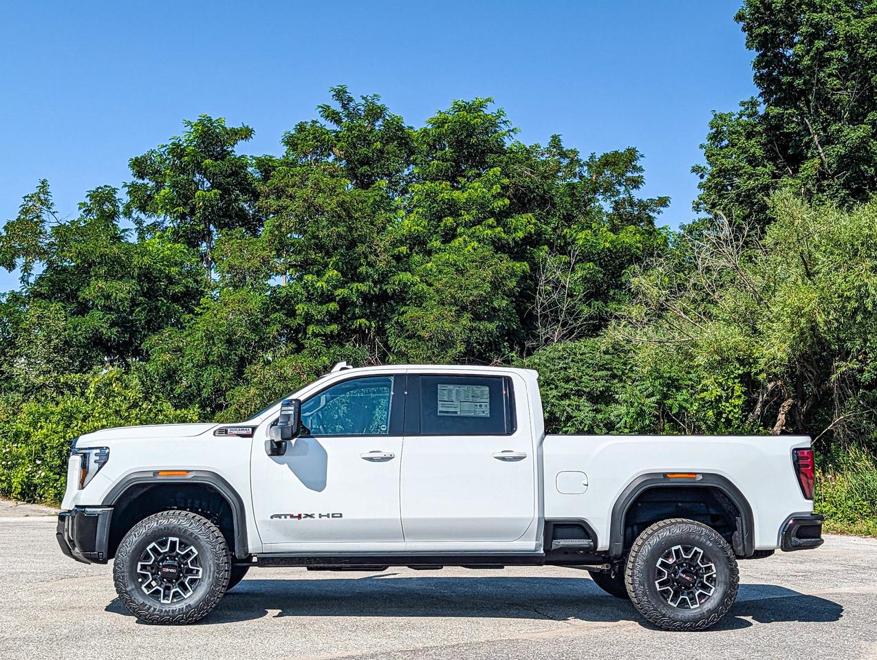 2026 GMC SIERRA 2500HD AT4X Photo