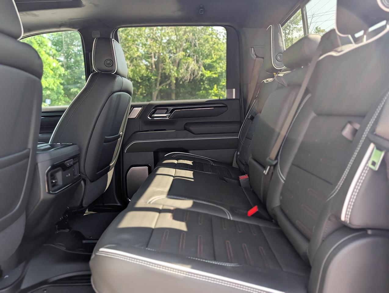 2026 GMC SIERRA 2500HD AT4X Photo