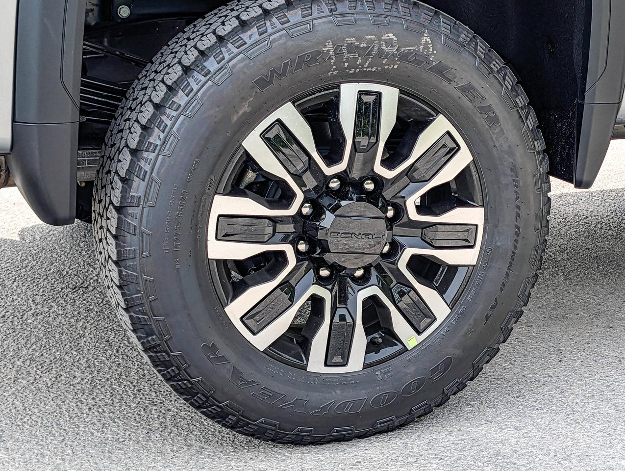 2026 GMC SIERRA 2500HD Denali Ultimate Photo