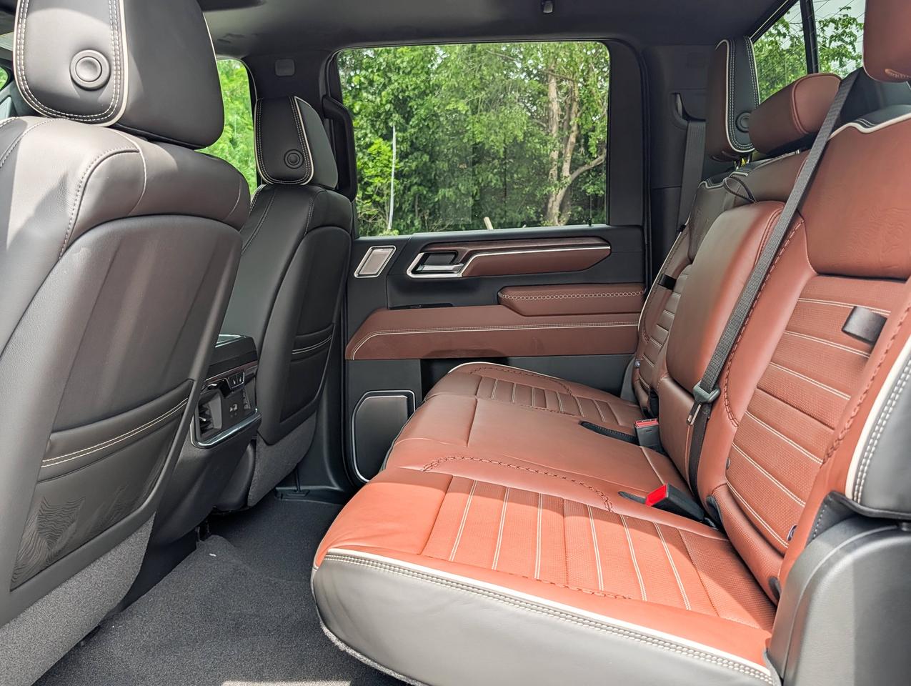2026 GMC SIERRA 2500HD Denali Ultimate Photo