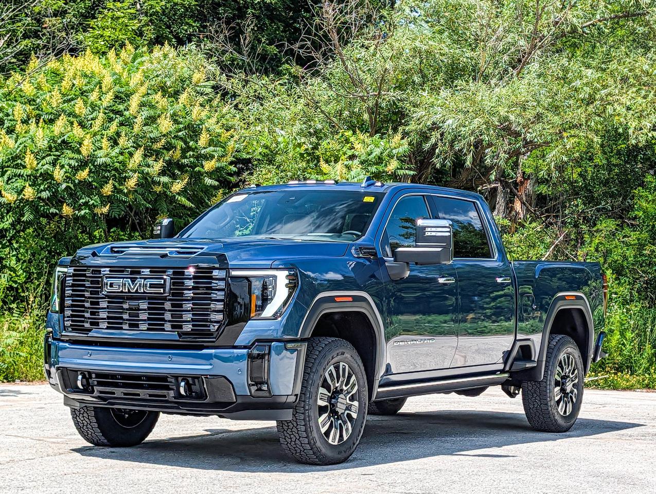 2026 GMC SIERRA 2500HD Denali Ultimate Photo
