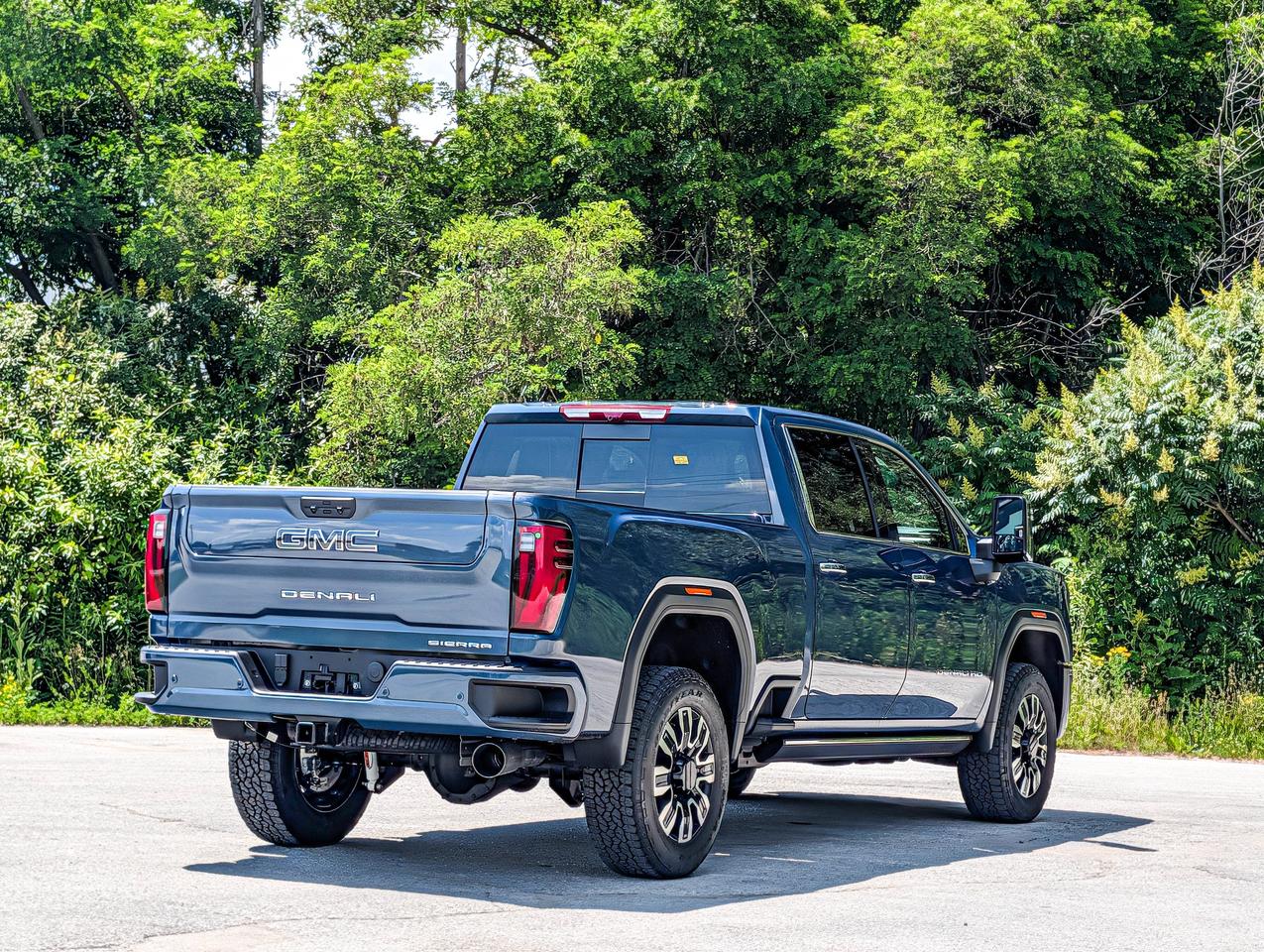 2026 GMC SIERRA 2500HD Denali Ultimate Photo