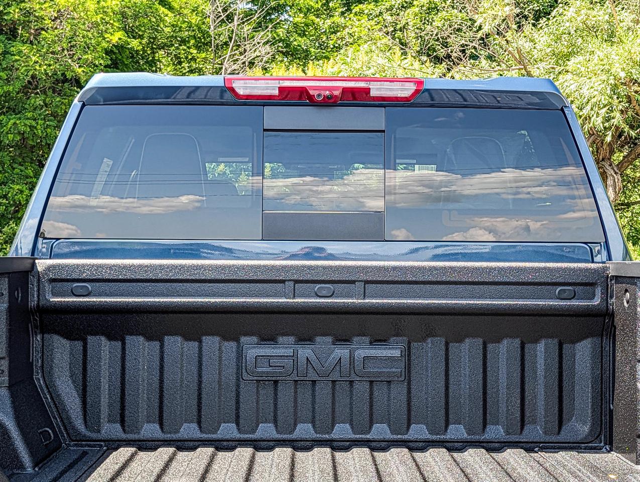 2026 GMC SIERRA 2500HD Denali Ultimate Photo