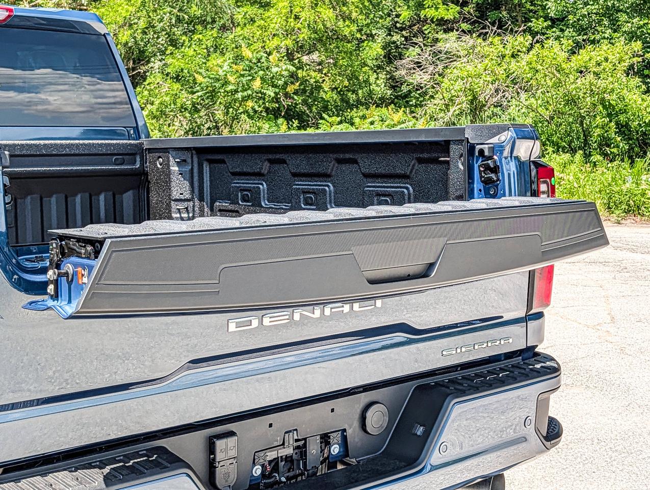 2026 GMC SIERRA 2500HD Denali Ultimate Photo