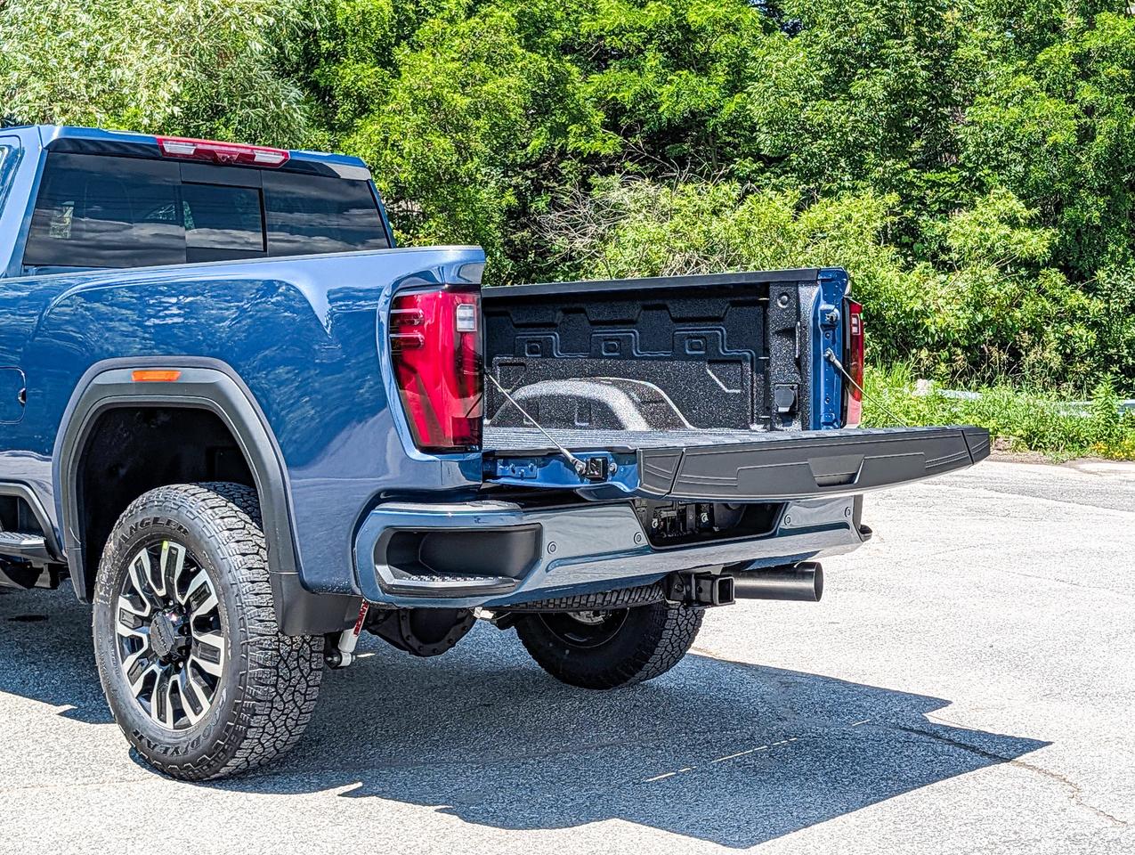 2026 GMC SIERRA 2500HD Denali Ultimate Photo