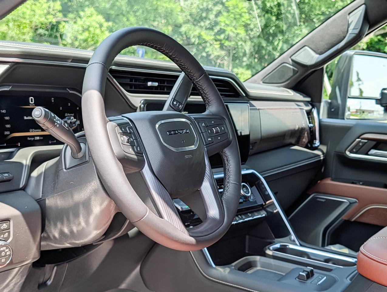 2026 GMC SIERRA 2500HD Denali Ultimate Photo