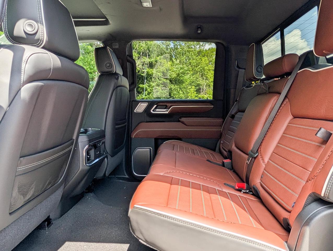 2026 GMC SIERRA 2500HD Denali Ultimate Photo