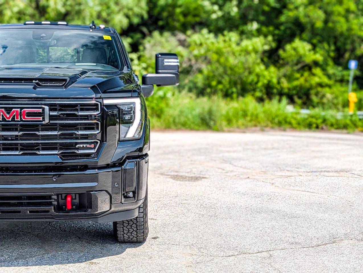 2026 GMC SIERRA 2500HD AT4 Photo