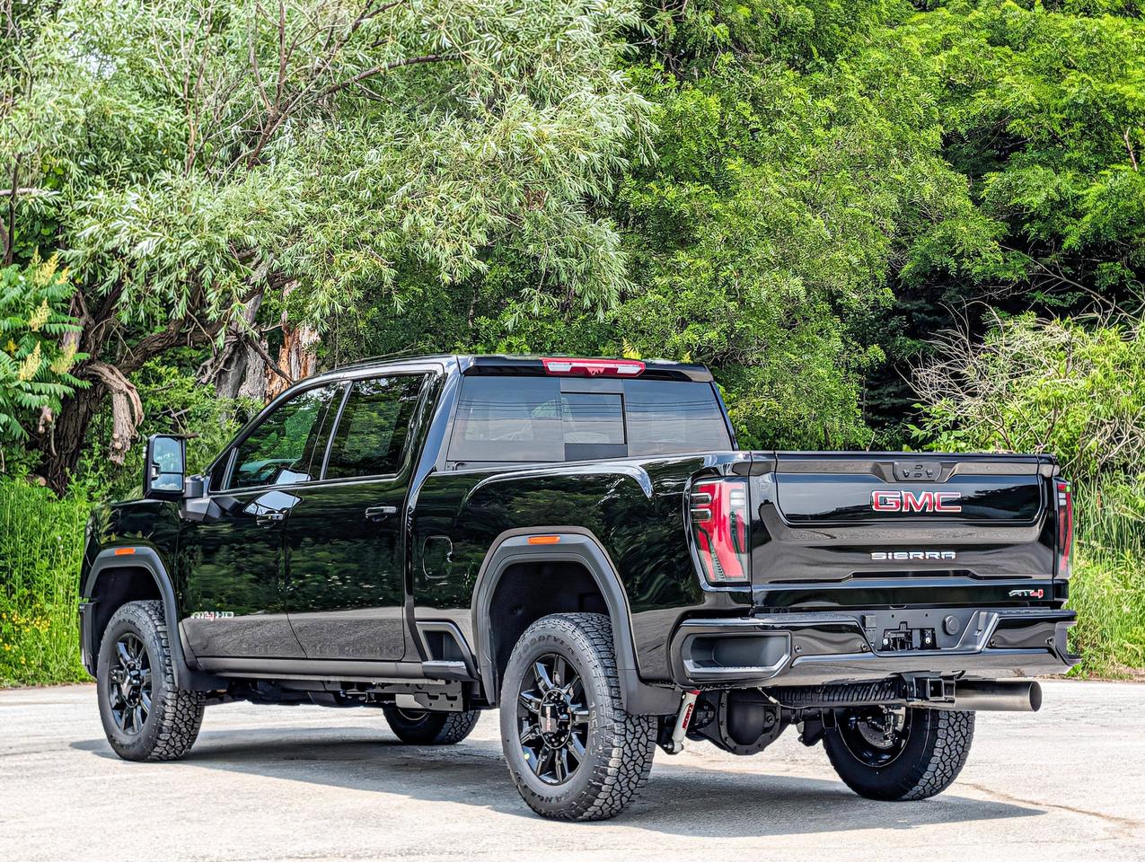 2026 GMC SIERRA 2500HD AT4 Photo
